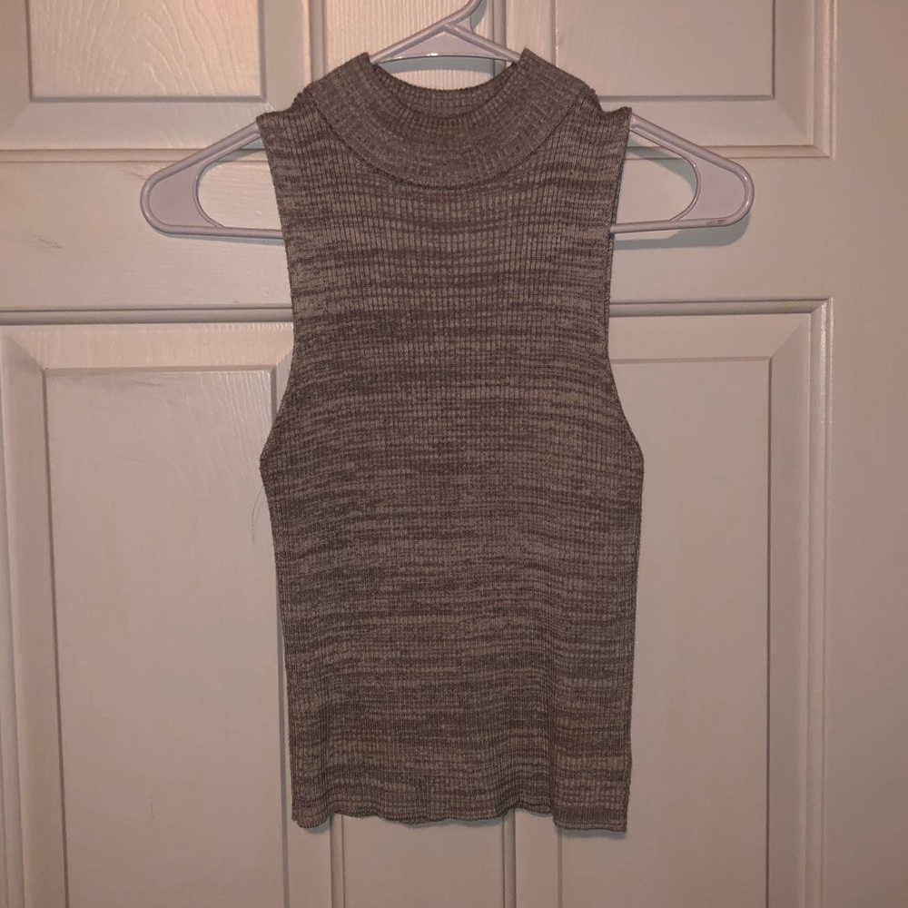 Halter top